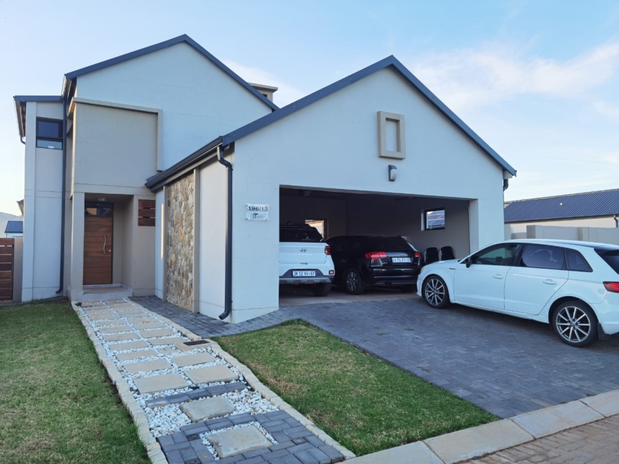 4 Bedroom Property for Sale in La Camargue Private Country Estate North West